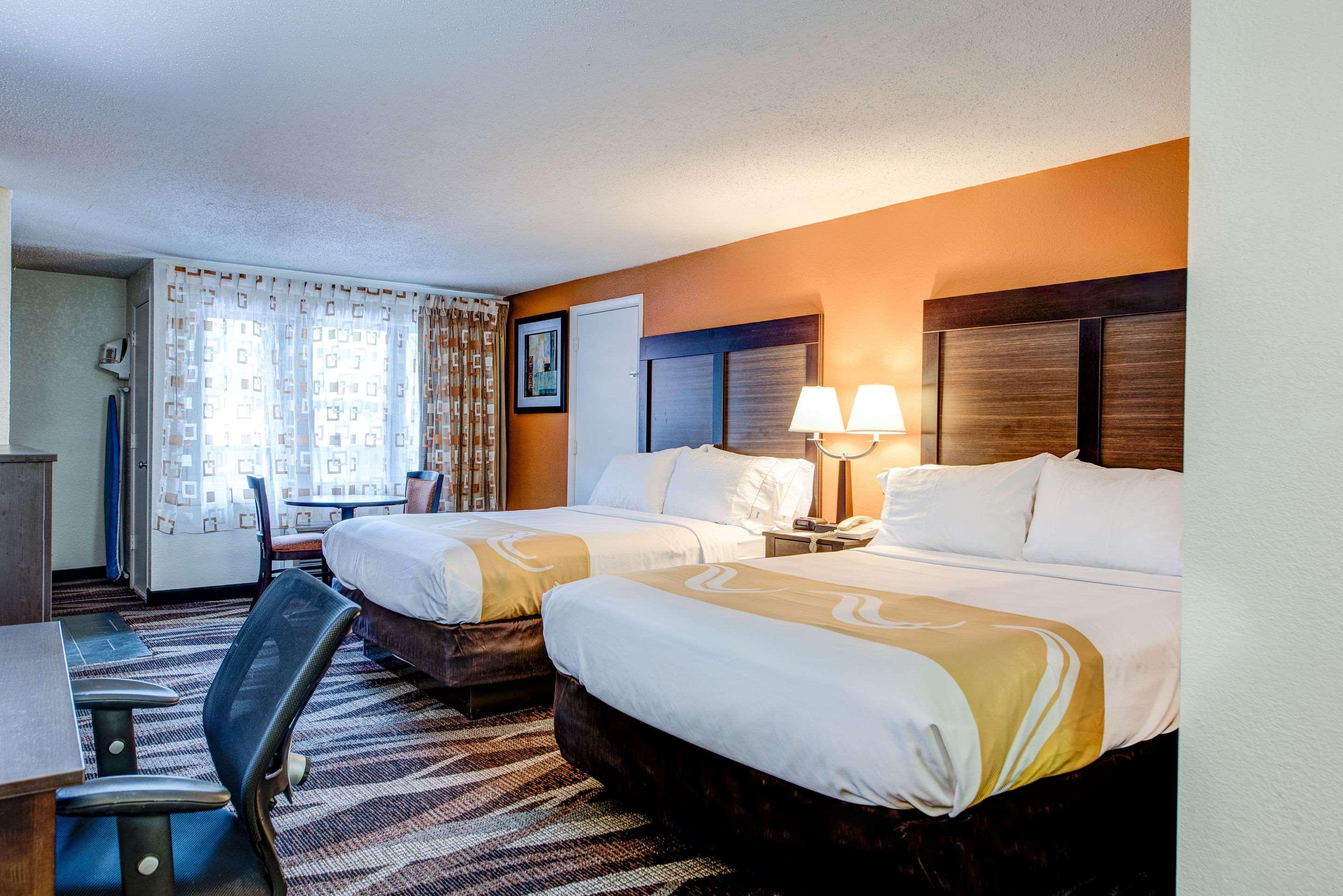 Quality Inn Creekside - Downtown Gatlinburg Exterior photo