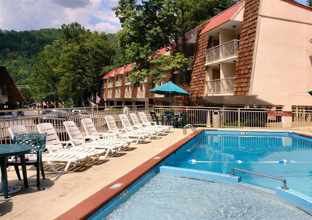 Quality Inn Creekside - Downtown Gatlinburg Exterior photo